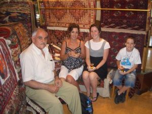 Grand Bazaar, tea ceremony after a purchase