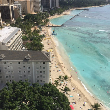 First night in Hawaii: Moana Surfrider