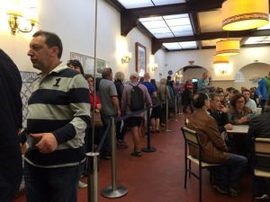 Always long queues at Pasteis de Belem